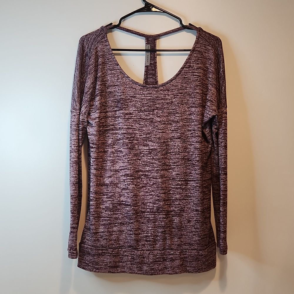 Athleta Long Sleeve Shirt Open Back Running/Work Out Women's Sz Medium EUC NICE!